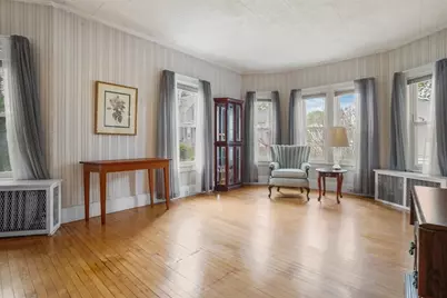 122 S Walker St, Lowell, MA 01851 - Photo 22
