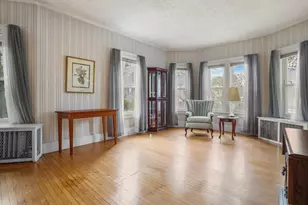 122 S Walker St, Lowell, MA 01851 - Photo 22