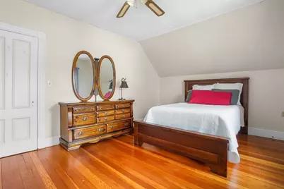 122 S Walker St, Lowell, MA 01851 - Photo 30