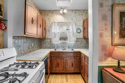 122 S Walker St, Lowell, MA 01851 - Photo 24