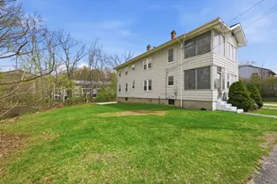 17 Upland Ave, Webster, MA 01570 - Photo 4