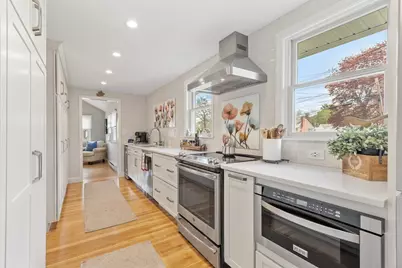 23 Herrick Rd, Peabody, MA 01960 - Photo 6