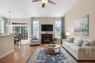 2 Hopkins Cir, Methuen, MA 01844 - Photo 6