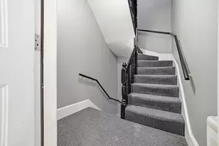 5 Mount Vernon St, Boston, MA 02125 - Photo 24