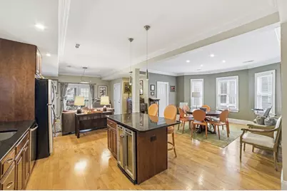 5 Mount Vernon St #2, Boston, MA 02125 - Photo 4