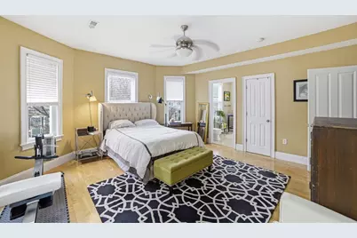 5 Mount Vernon St #2, Boston, MA 02125 - Photo 12