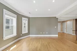 5 Mount Vernon St, Boston, MA 02125 - Photo 30