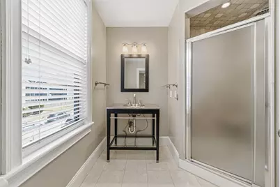 5 Mount Vernon St #2, Boston, MA 02125 - Photo 16