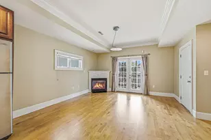 5 Mount Vernon St, Boston, MA 02125 - Photo 28