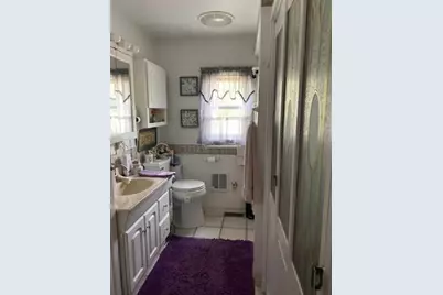 27 A-B Grafton St, Millbury, MA 01527 - Photo 18