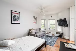 30 Gloucester St, Boston, MA 02115 - Photo 12