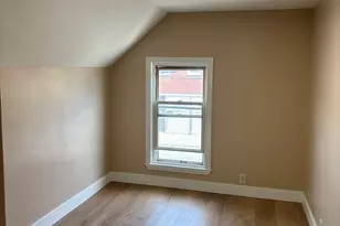 14 Sheridan St, Chicopee, MA 01020 - Photo 10