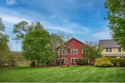 20 Myers Farm Ln #20, Greenfield, MA 01301 - Photo 2