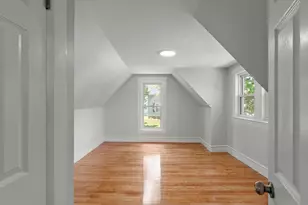 36 Chestnut St, Marlborough, MA 01752 - Photo 16