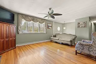 204 Nashua Rd, Billerica, MA 01862 - Photo 10
