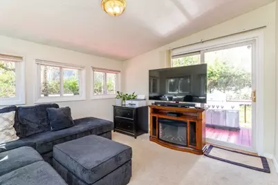 89 Fernandez Cir, Randolph, MA 02368 - Photo 4