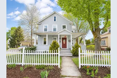 27 Holyoke St, Easthampton, MA 01027 - Photo 2