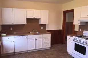 83B Maple St, Waltham, MA 02453 - Photo 2