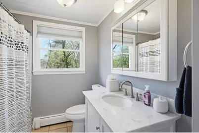 8 Lisa Rd, Peabody, MA 01960 - Photo 12