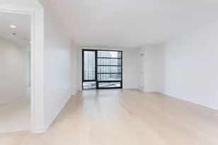 580 Washington St, Boston, MA 02111 - Photo 2