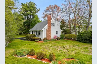 7 Glen Echo Blvd, Stoughton, MA 02072 - Photo 2