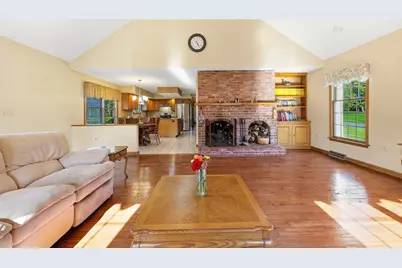 17 Wildflower Cir, Westfield, MA 01085 - Photo 18