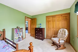 17 Wild Flower Cir, Westfield, MA 01085 - Photo 32