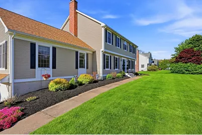 17 Wildflower Cir, Westfield, MA 01085 - Photo 6