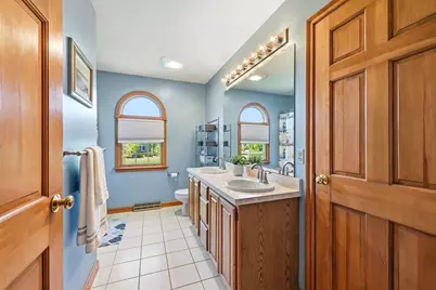 17 Wildflower Cir, Westfield, MA 01085 - Photo 36