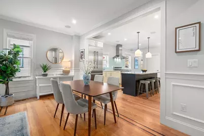 9 Bartlett Cres #1, Brookline, MA 02446 - Photo 6