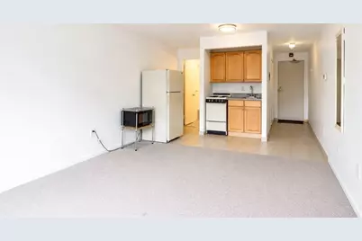 32 Whites Ave #D13A, Watertown, MA 02472 - Photo 4
