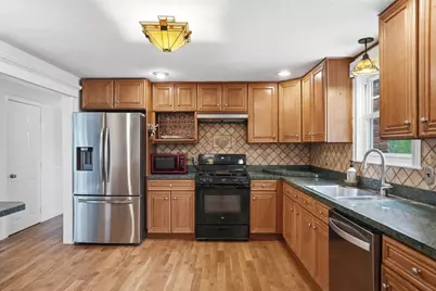 47 Tanglewood Dr, Scituate, MA 02066 - Photo 8