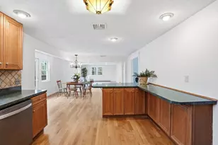 47 Tanglewood Dr, Scituate, MA 02066 - Photo 10