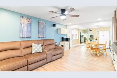 35 Woodbine Street, Attleboro, MA 02703 - Photo 12