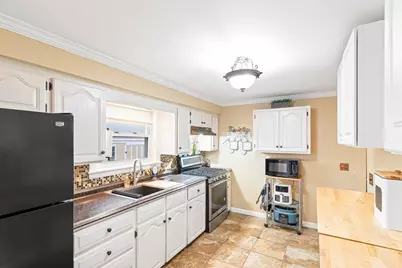 35 Woodbine Street, Attleboro, MA 02703 - Photo 6