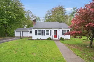 616 Cooley St, Springfield, MA 01128 - Photo 36