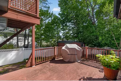 8 Hawthorne St, Watertown, MA 02472 - Photo 36