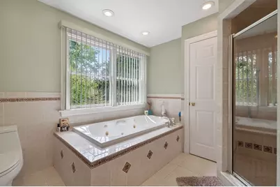 8 Hawthorne St, Watertown, MA 02472 - Photo 22