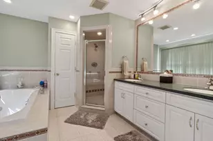 8 Hawthorne St, Watertown, MA 02472 - Photo 22