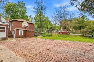 152 Manchester St, Leominster, MA 01453 - Photo 32