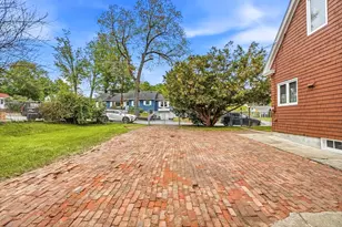 152 Manchester St, Leominster, MA 01453 - Photo 28