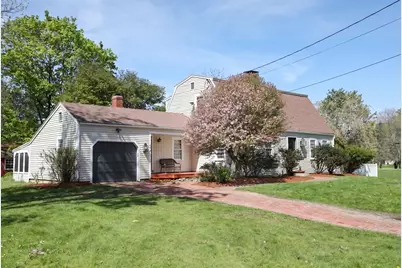 110 Cross St, Andover, MA 01810 - Photo 2
