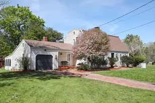 110 Cross St, Andover, MA 01810 - Photo 2