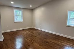 98 Elm St, Blackstone, MA 01504 - Photo 32