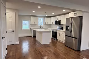 98 Elm St, Blackstone, MA 01504 - Photo 16
