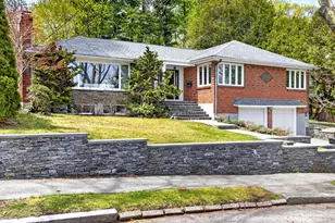76 Goodnough Rd, Brookline, MA 02467 - Photo 30