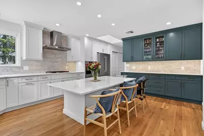 76 Goodnough Rd, Brookline, MA 02467 - Photo 2