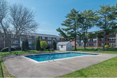 2 Tara Dr #11, Weymouth, MA 02188 - Photo 8