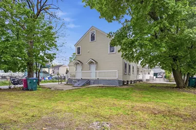 1045 Middlesex St, Lowell, MA 01851 - Photo 4