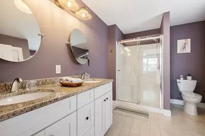 32 Colonial Rd, Webster, MA 01570 - Photo 18
